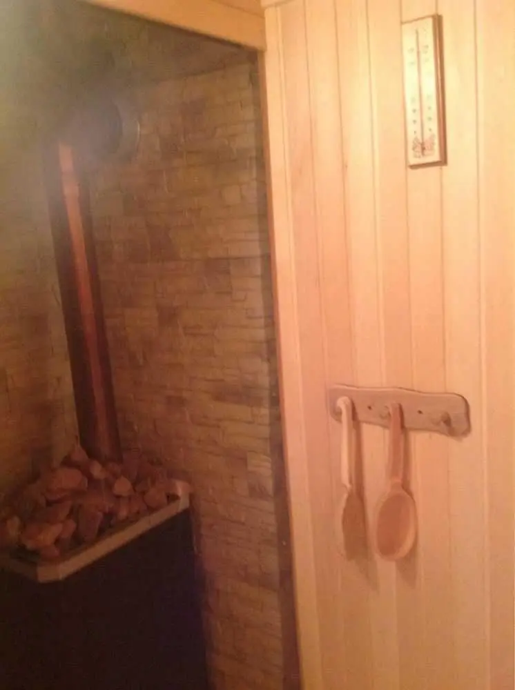 Просторий  двоповерховий будинок на Подолі