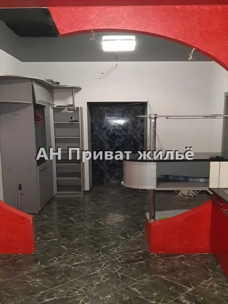 Продаж квартири на Алмазному