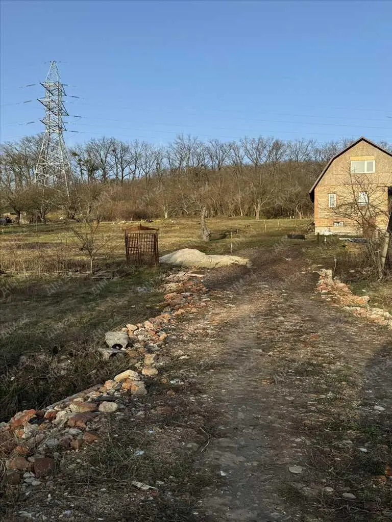 Земельна ділянка по вул.Лугова! 