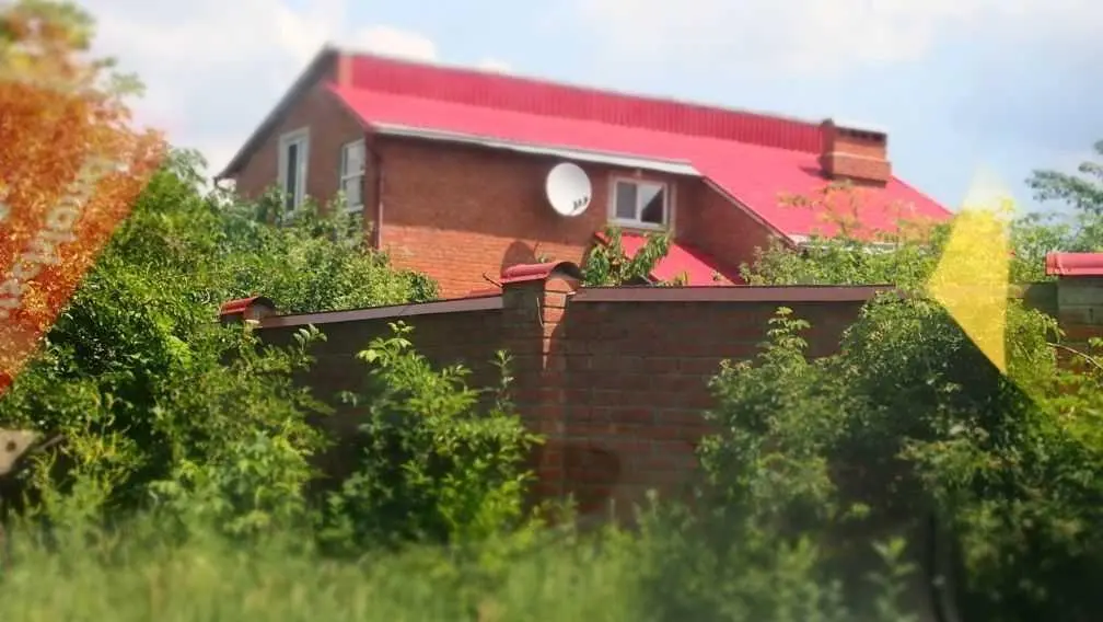 Добротний двоповерховий будинок в Супрунівці. Полтавский р-н