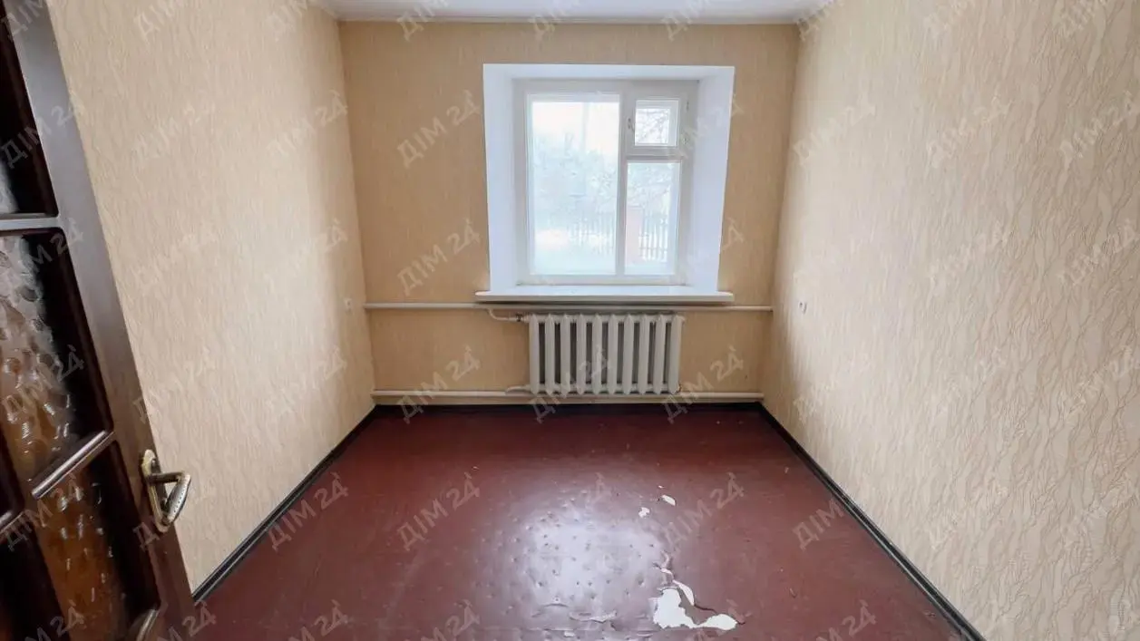 Два житлові будинки за 20 км від м.Полтава, Полтавський район