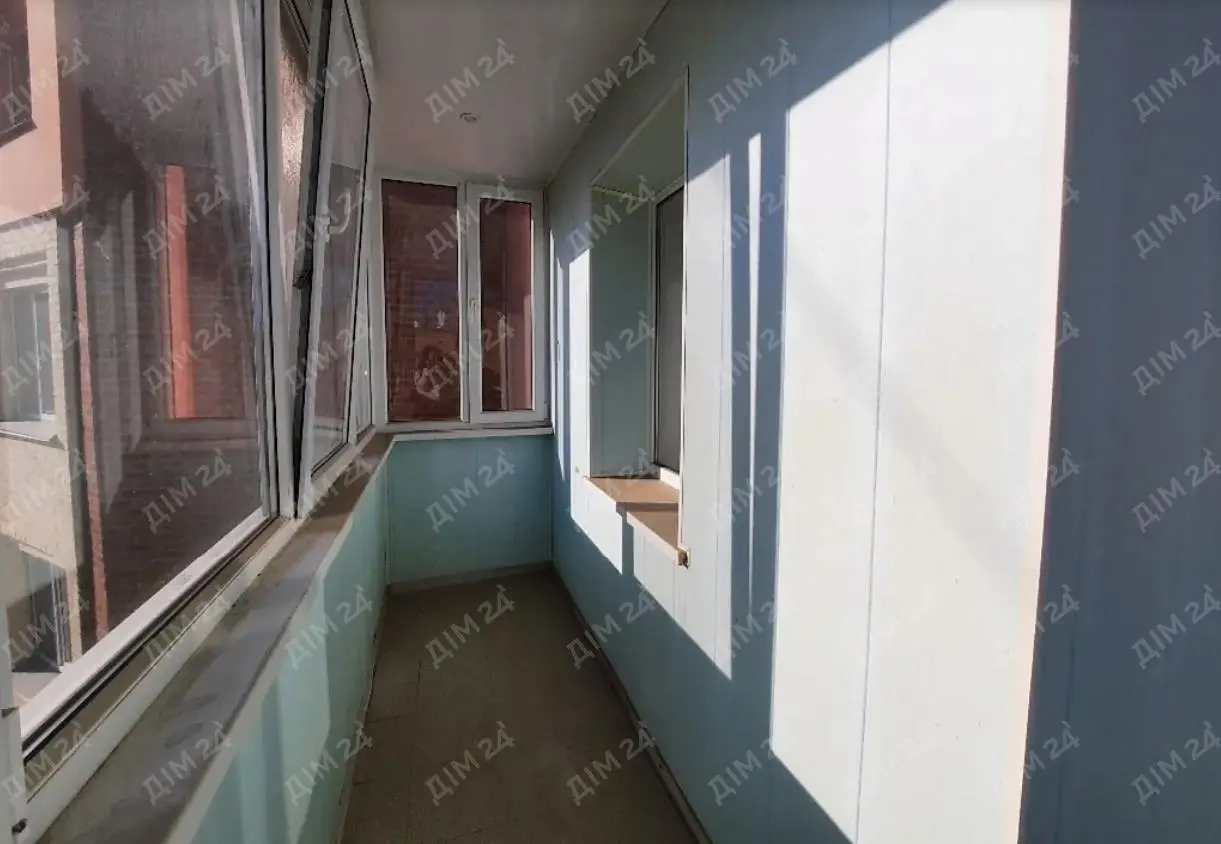 Три кімнати з двома балконами - шукаєте простір? Він тут! 