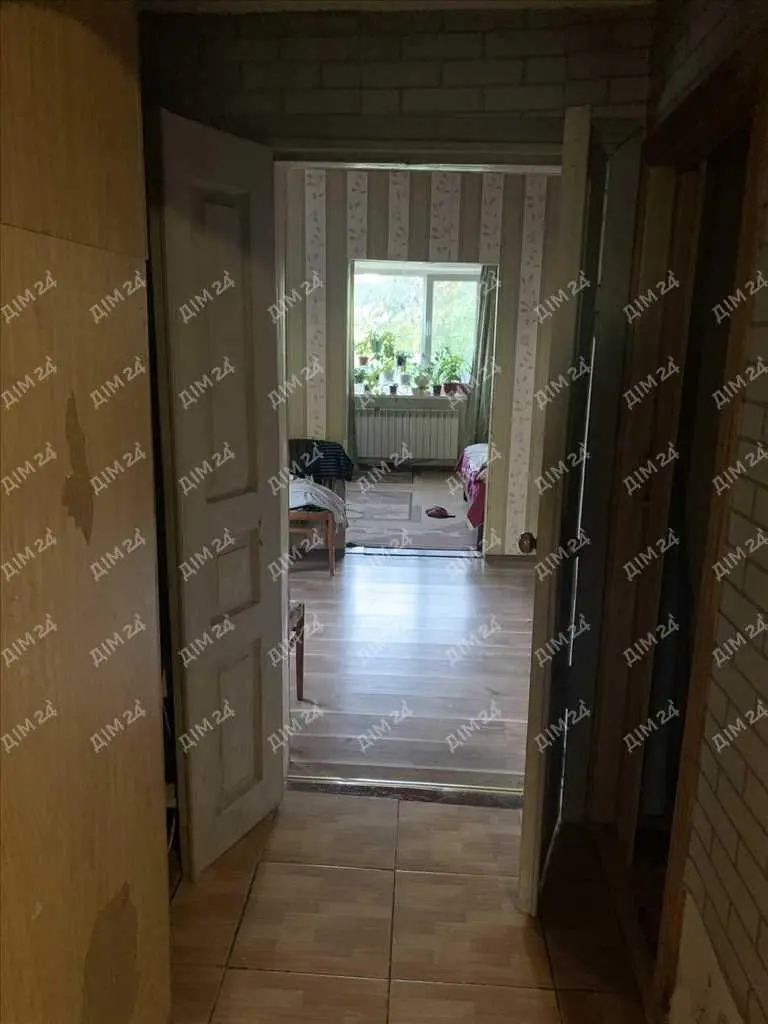 Частина будинку в Ліску